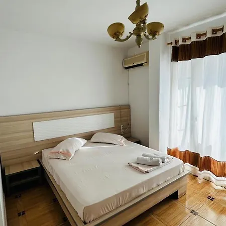 Nacional Hotel 3*